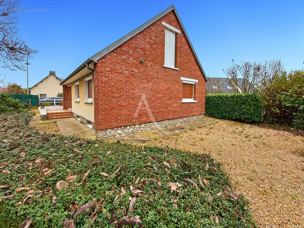 Maison à LA BOUILLE