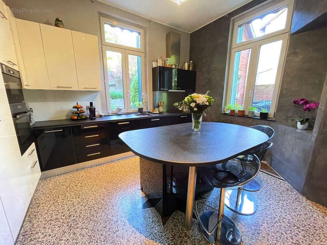 Maison 250 m² à Villerupt  - photo 6