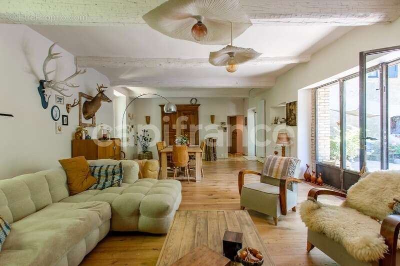 Mas à vendre 15 pièces  523 m2 avec Gîte 14 pers.SAINT SEBASTIEN D'AIGREFEUILLE (30) Terrain + de 7 ha - photo 11