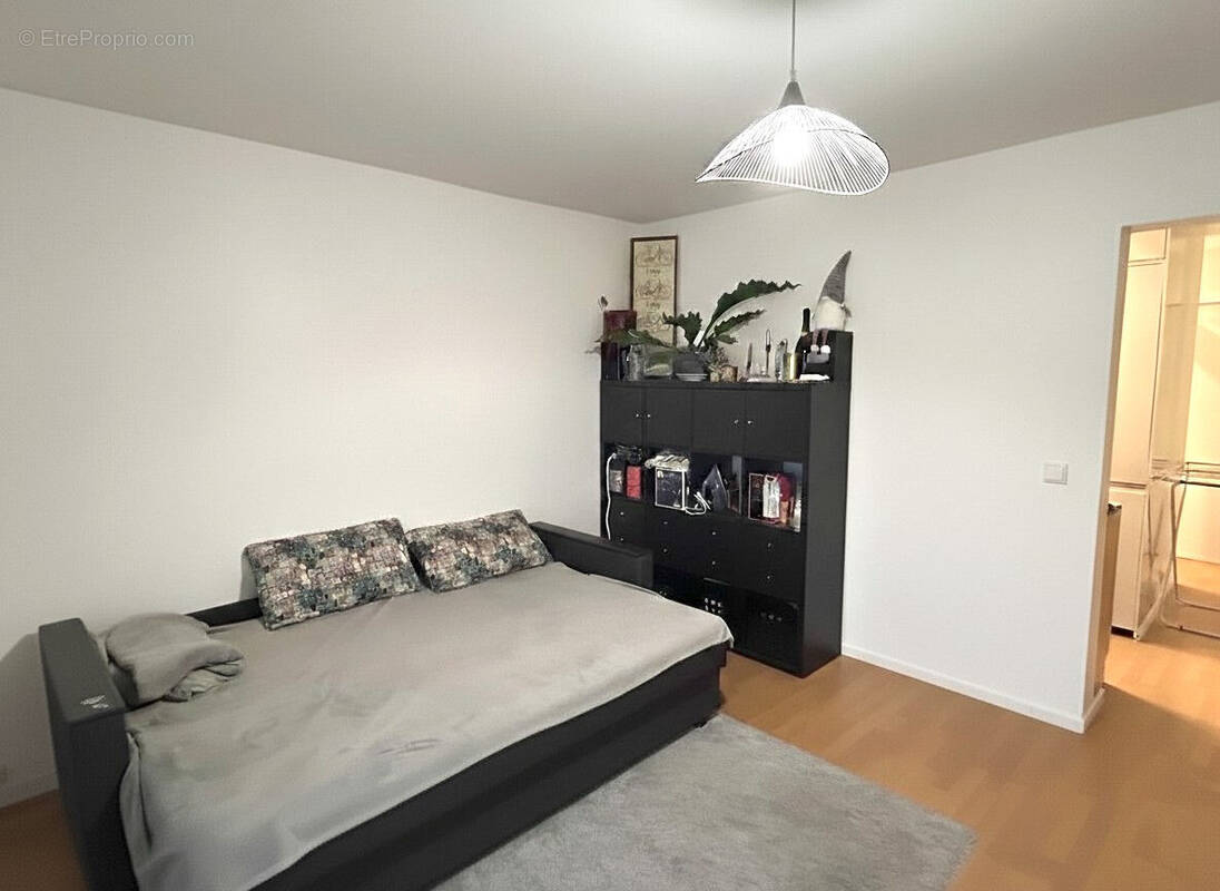 Appartement à L'HAY-LES-ROSES