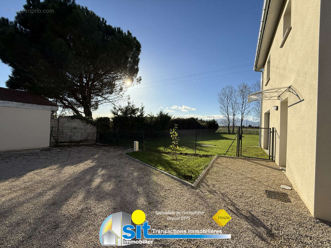 Maison à ASSIEU