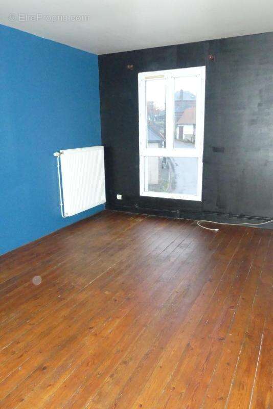 Maison à TOURS-EN-VIMEU