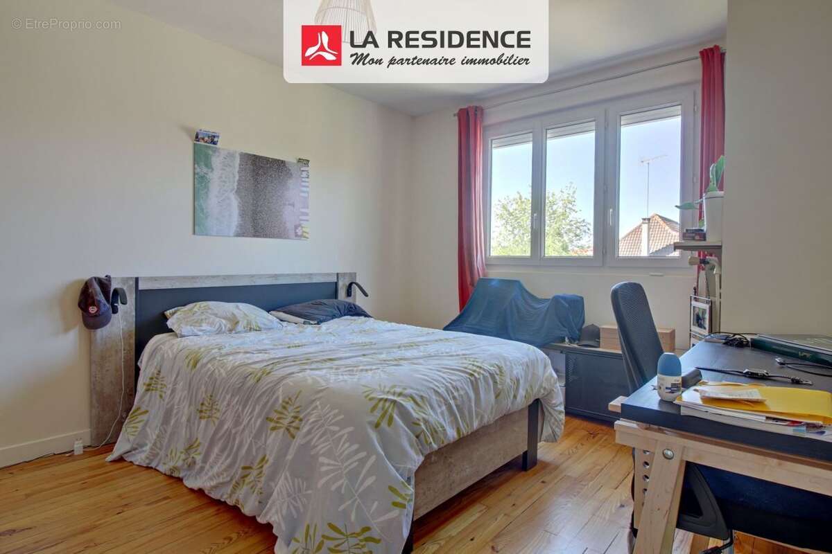 Maison 85 m² à Acheres  - photo 8