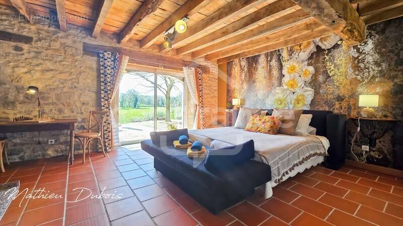 Élégance, rentabilité et art de vivre – Domaine touristique avec potentiel équestre aux portes de Padirac - photo 15
