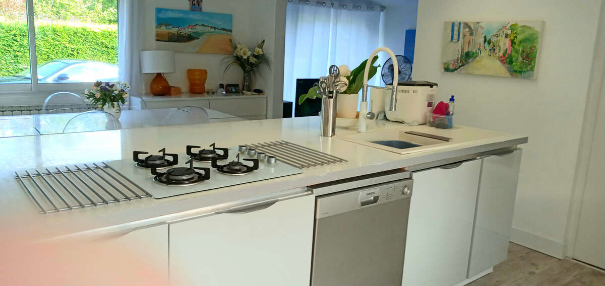 Maison à MORTAGNE-SUR-GIRONDE