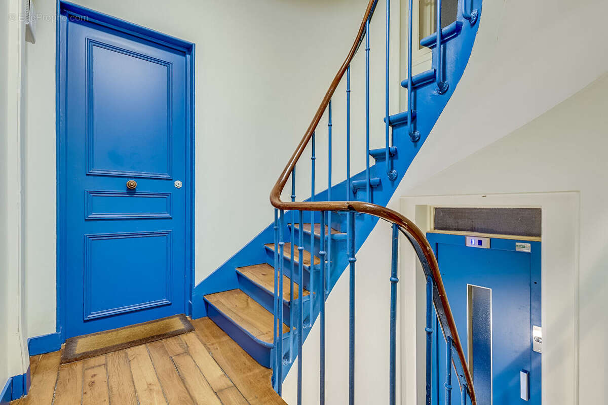 Appartement à PARIS-9E