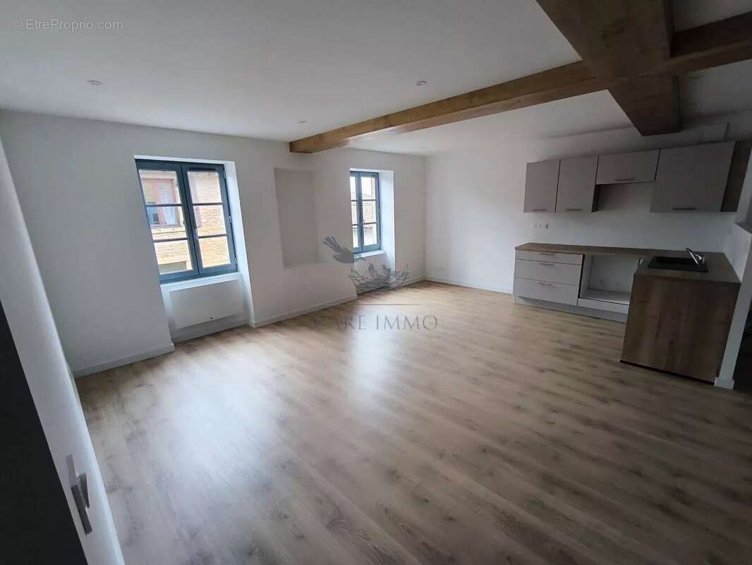 Appartement à LIERGUES