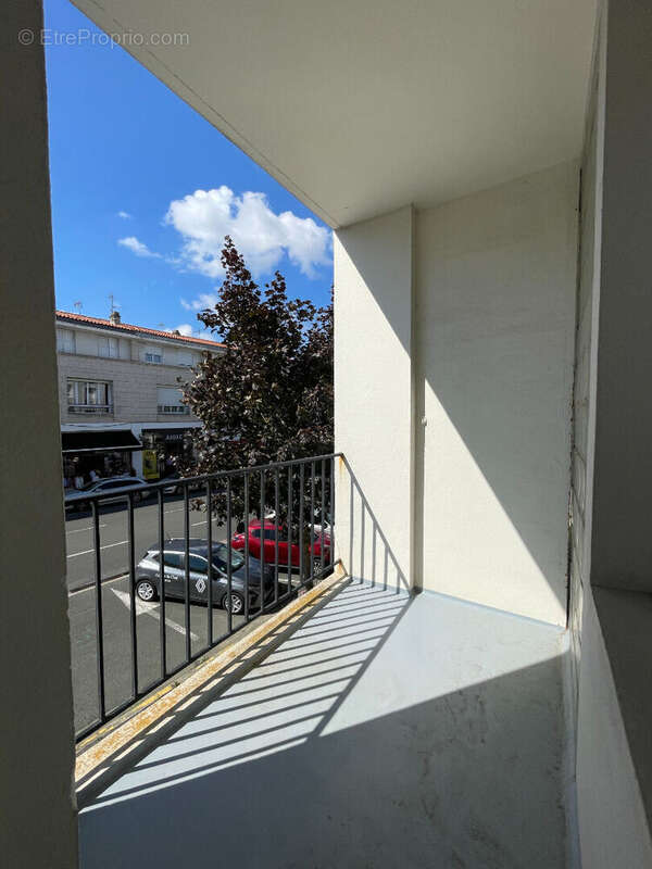 ROYAN centre - Appartement  T4 - photo 5