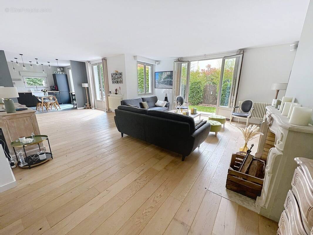 Maison à VAUCRESSON