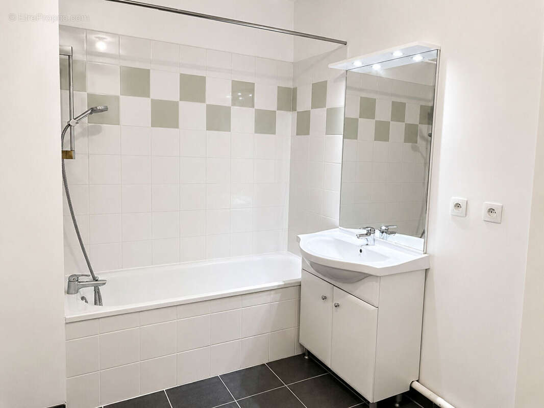 Appartement à SAINT-MEDARD-EN-JALLES