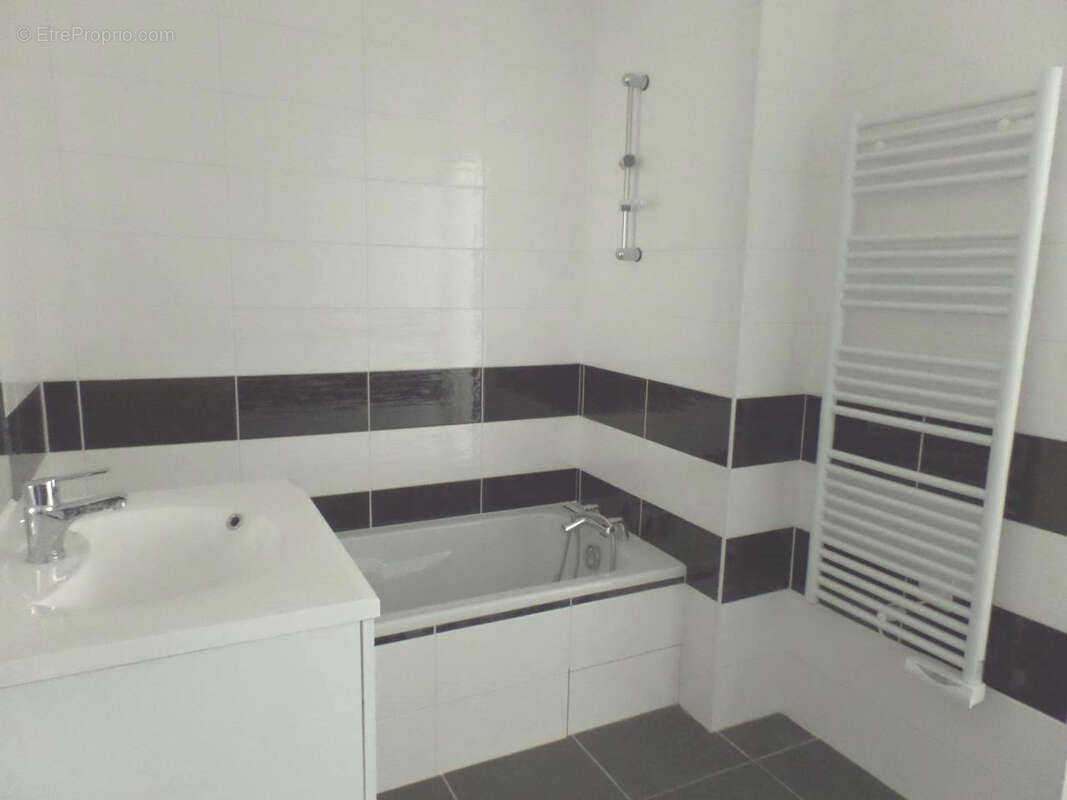 Appartement à GIERES
