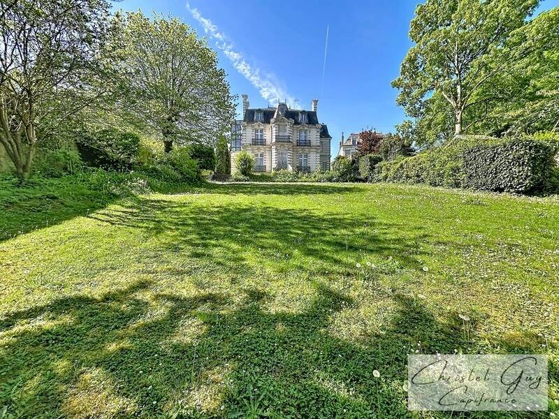 Maison à CHATEAU-DU-LOIR