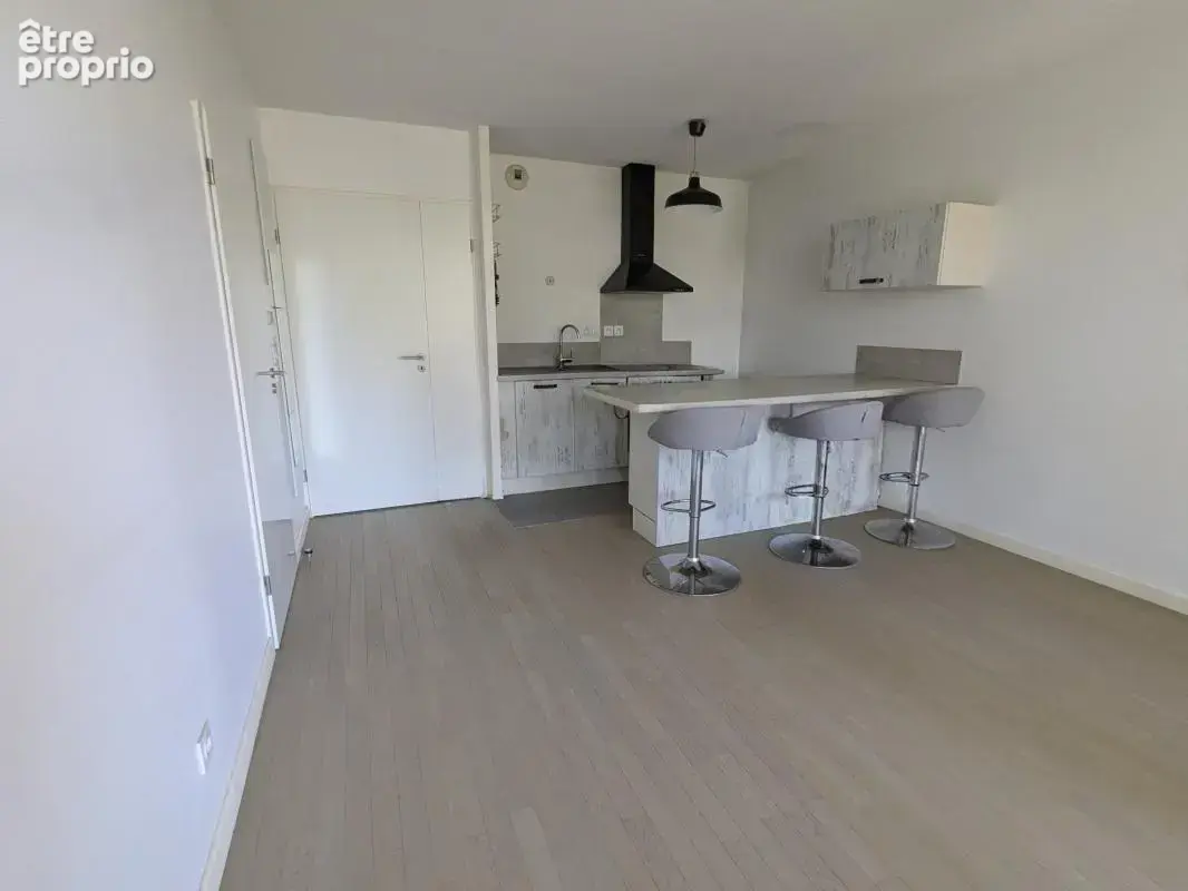 T2 avec balcon et parking -  Bel Air Bègles / Villenave - photo 3
