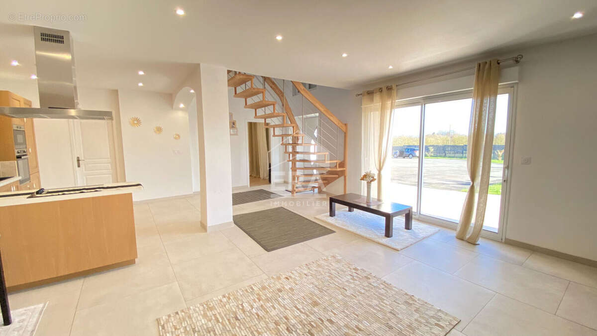 Maison 147m² à laval - photo 4