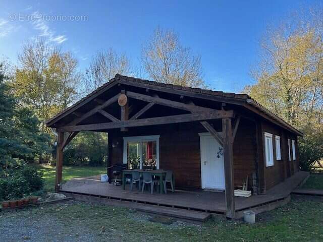 Maison à GRAYAN-ET-L&#039;HOPITAL