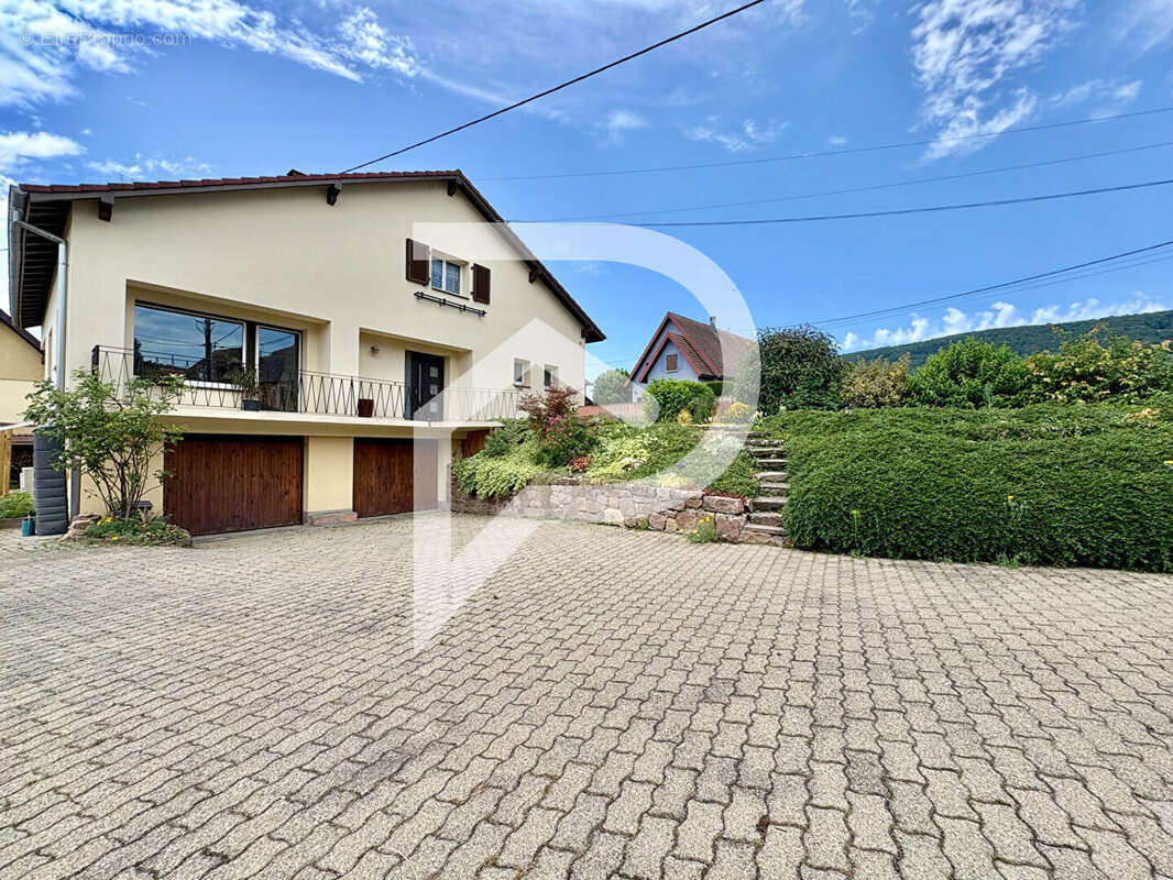 Maison à PFAFFENHEIM