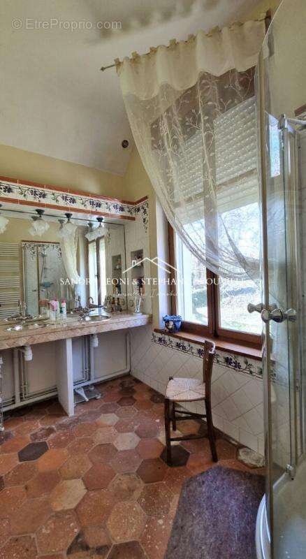 Maison à SAINT-PREST