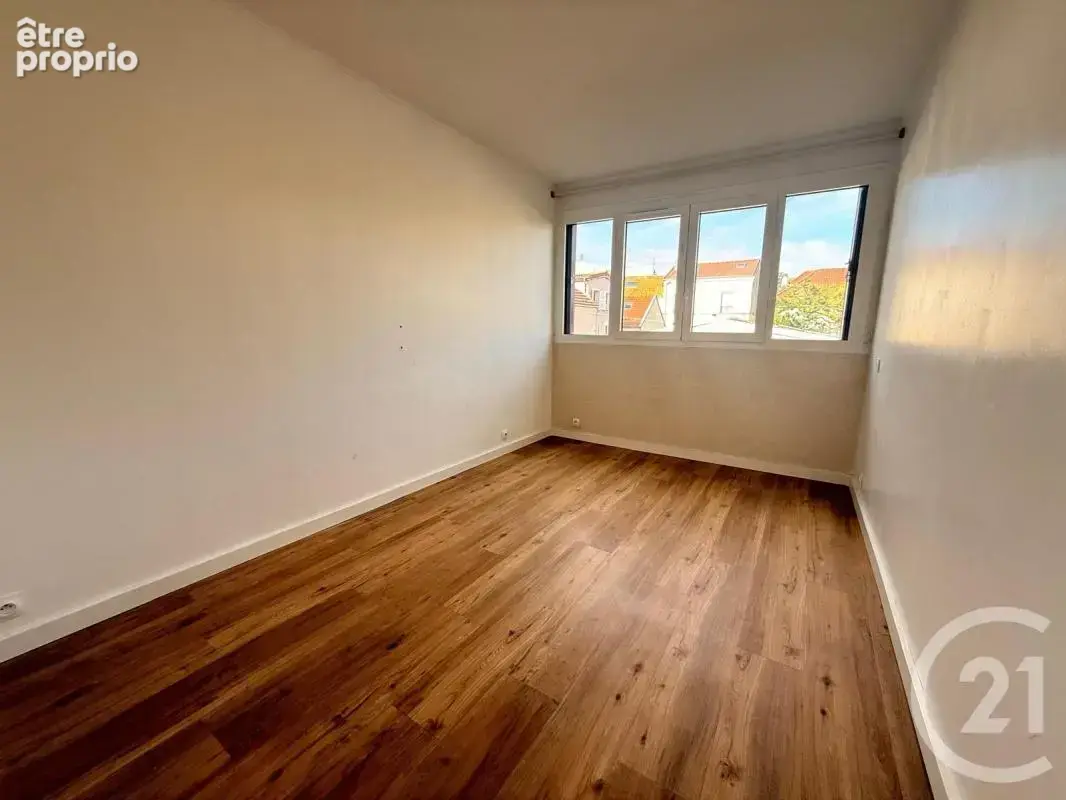 Appartement 4 pièces 70 m² à vendre à Fontenay-Sous-Bois (94120) - photo 10