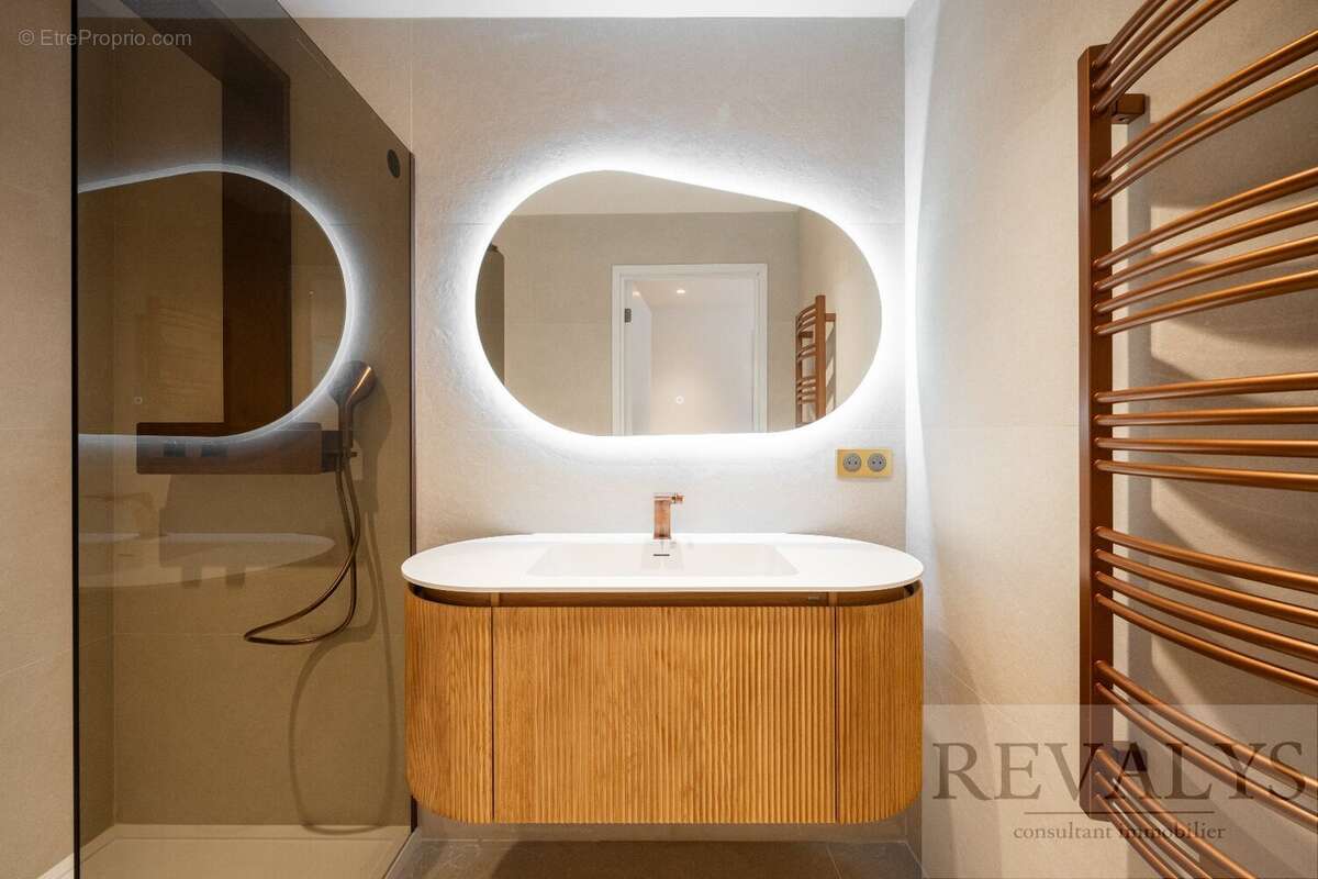 Appartement à BEAULIEU-SUR-MER