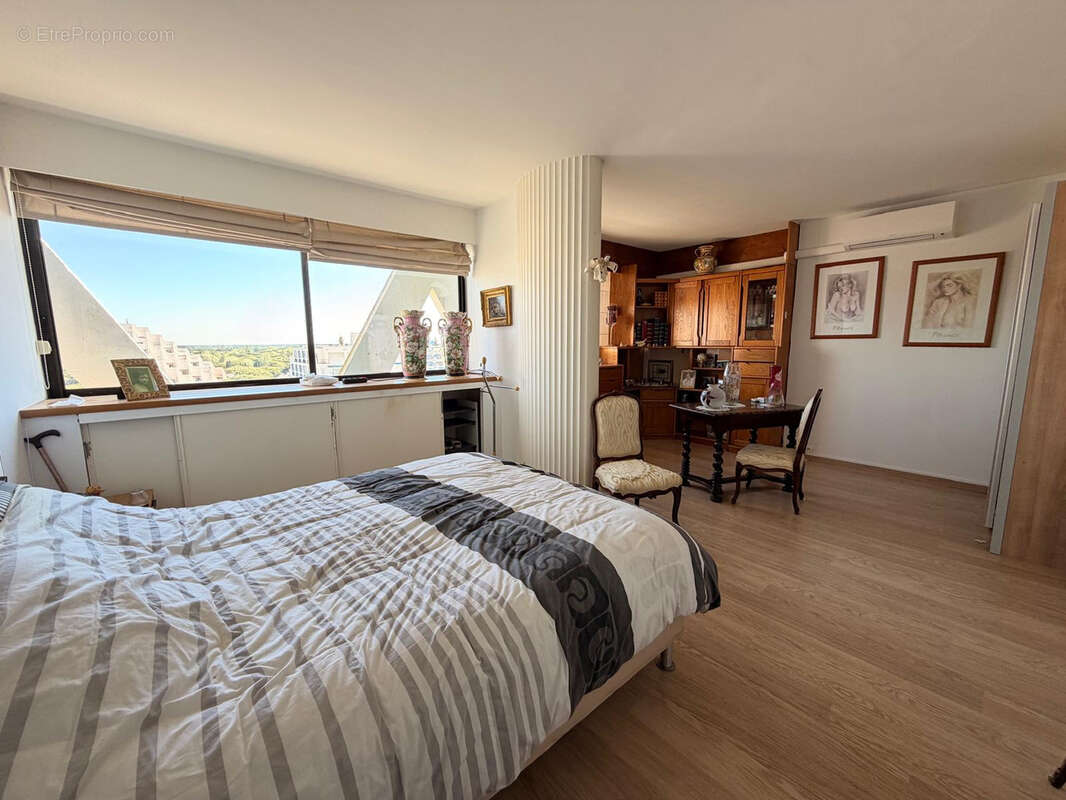 Appartement T3 de 130m2 au 9ème et dernier étage avec parking et garage - CENTRE VILLE VUE MER LA GRANDE MOTTE - photo 12