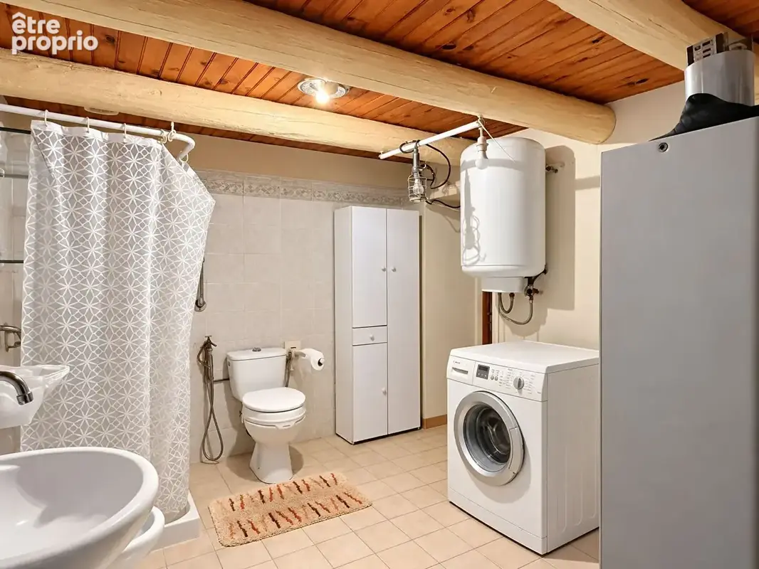Gémenos - t2 avec extérieur, 72 m² de dépendances et 2 garages - viager occupé - photo 6