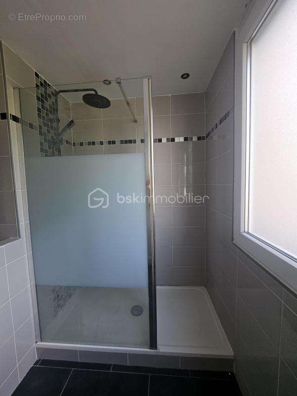 Appartement à LES MUREAUX