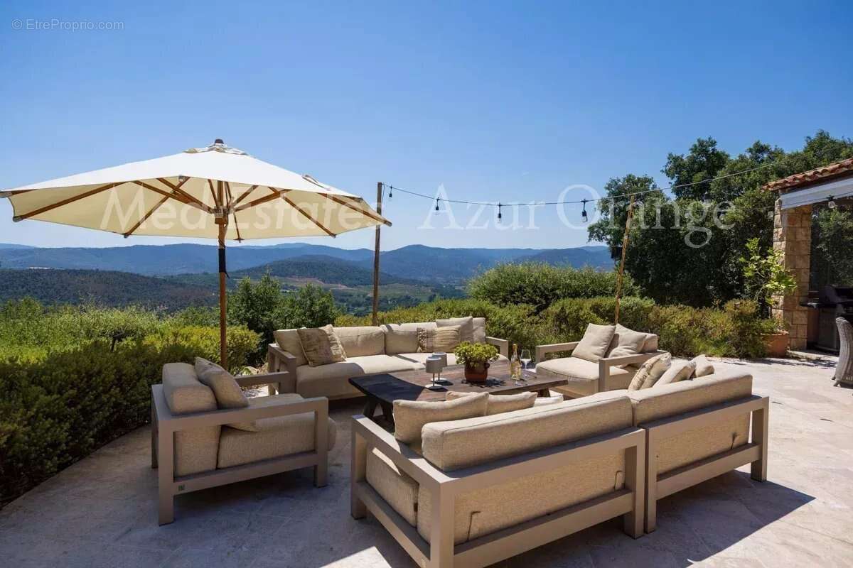 Villa d'exception avec vue panoramique à Grimaud. - photo 21