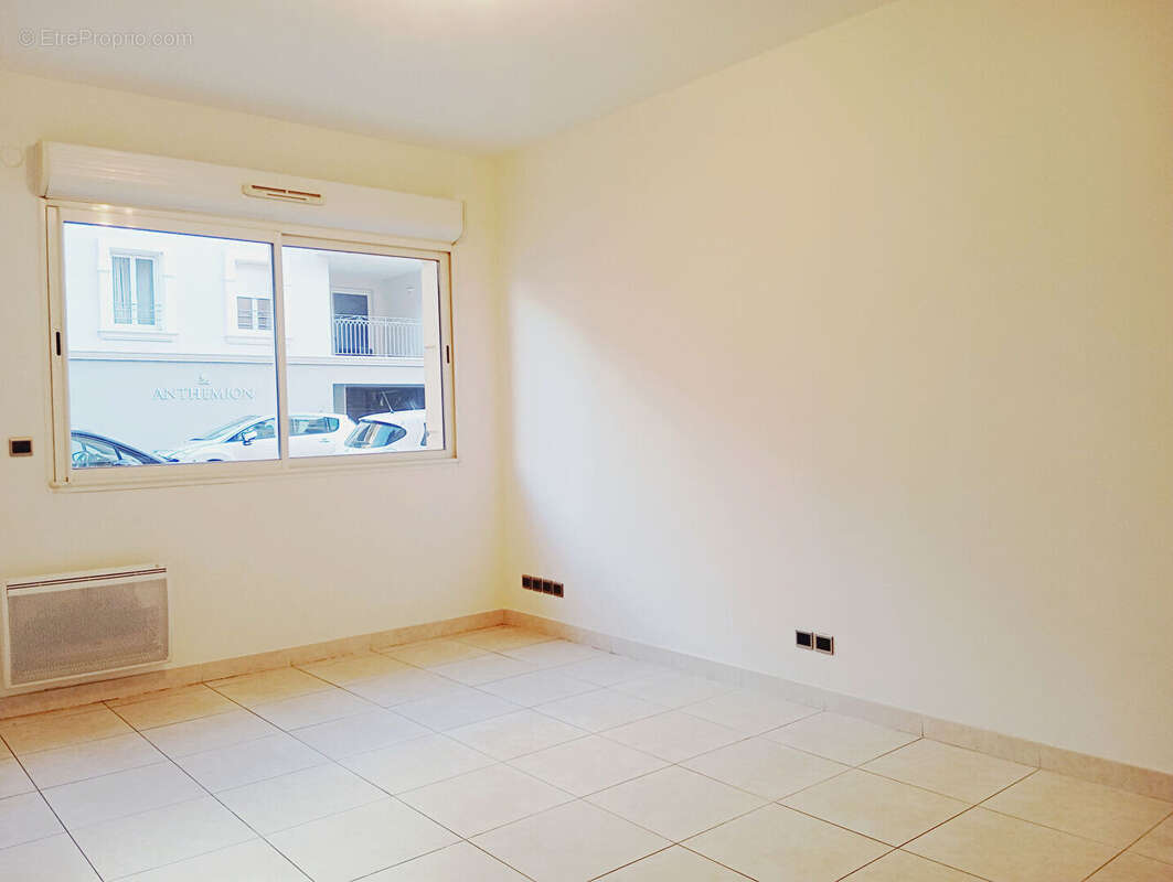 Appartement à HYERES