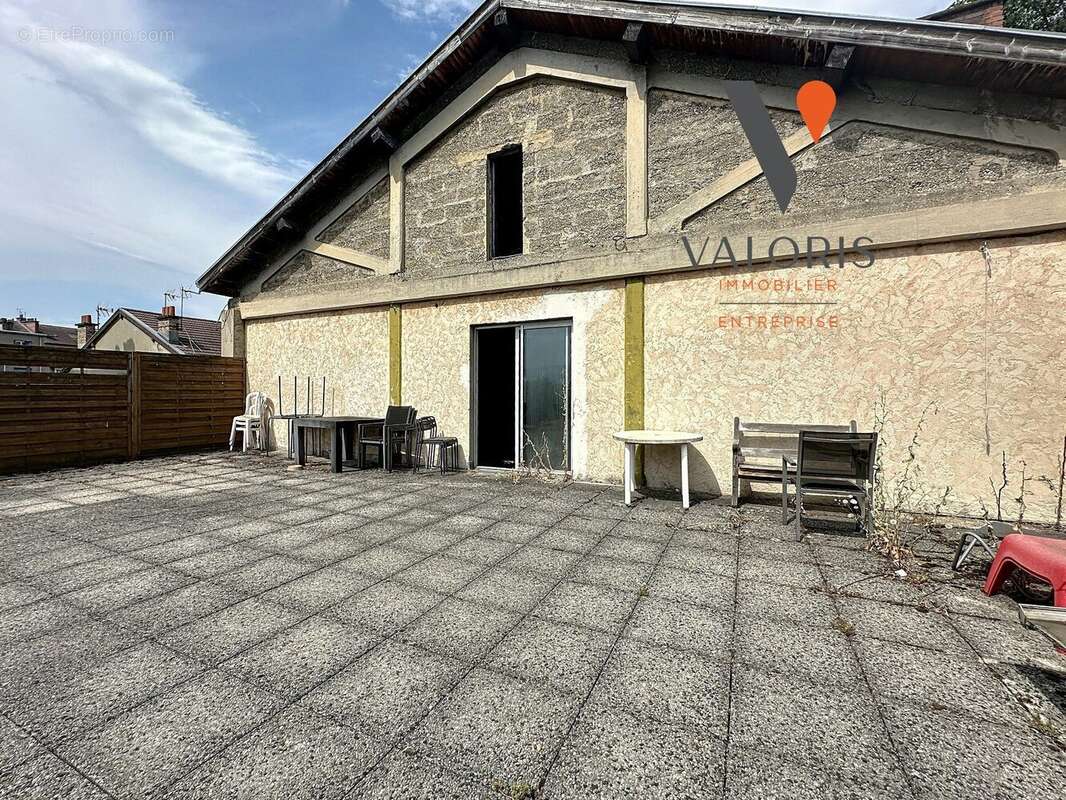 Commerce à GRENOBLE