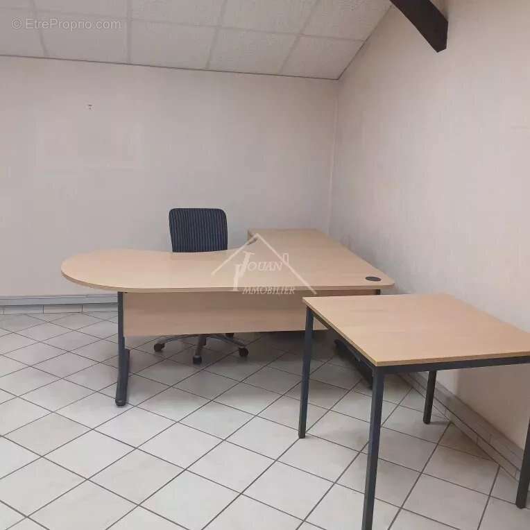 Appartement à TRETEAU