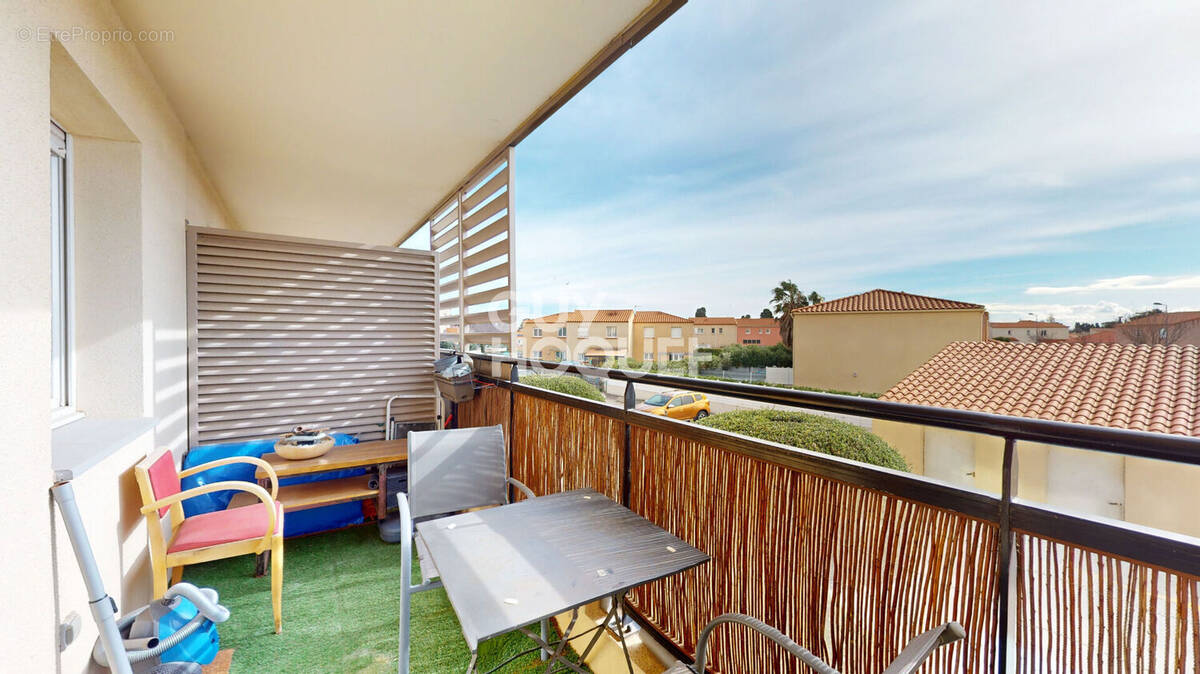 Appartement à SAINT-LAURENT-DE-LA-SALANQUE