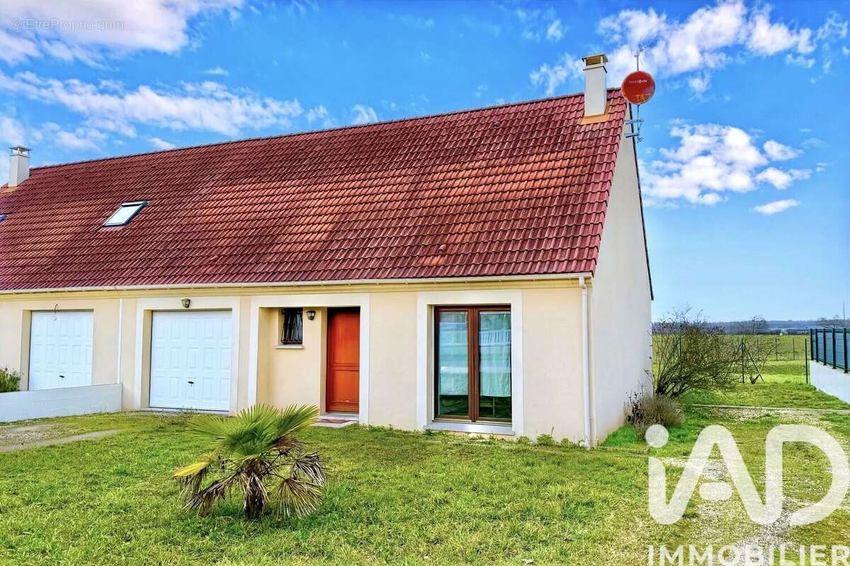 Photo 2 - Maison à AUBIGNY-SUR-NERE