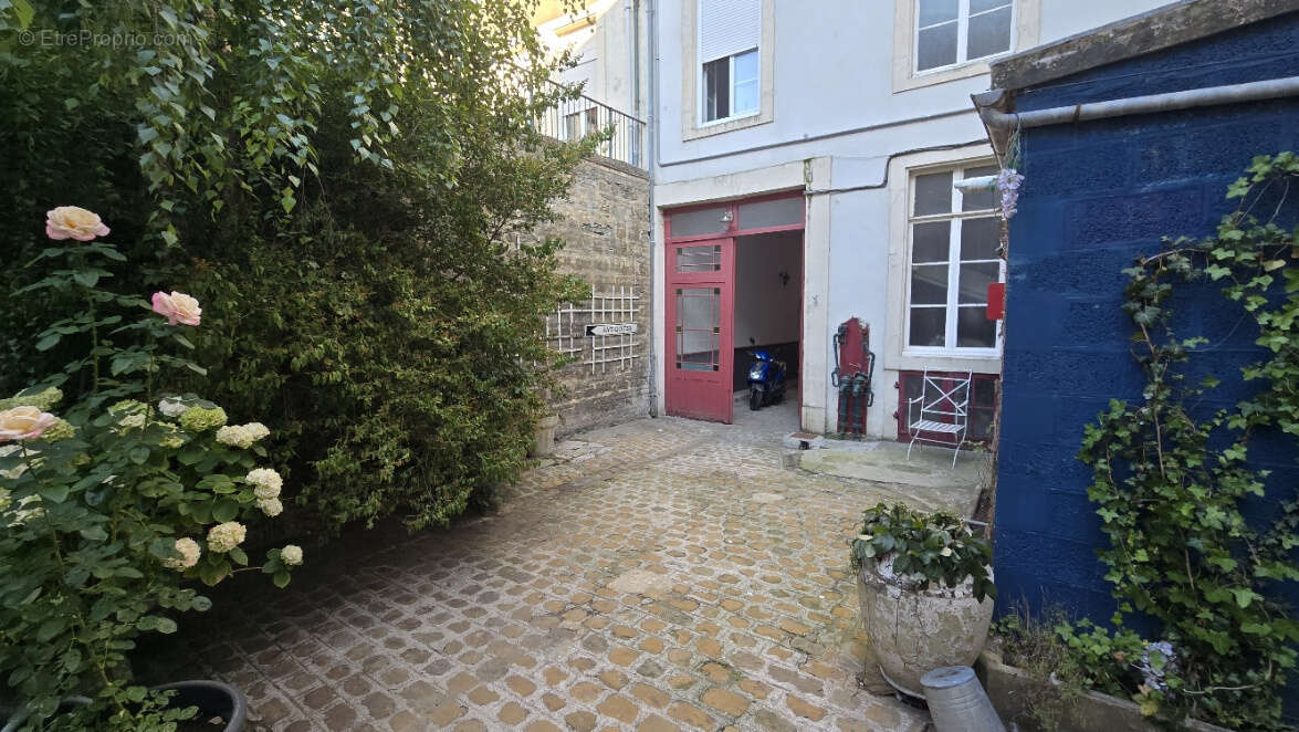 Réf 4010 - Bien de prestige plein centre ville de BOULOGNE SUR MER - photo 11