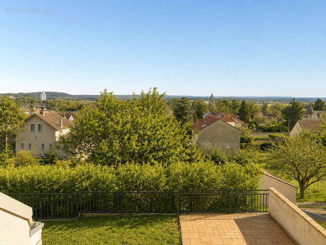 Maison à PRECY-SUR-OISE