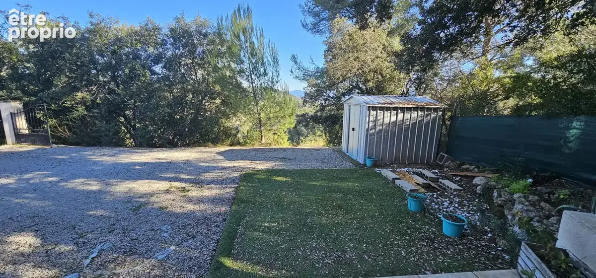 Le Luc - Maison 150 m² avec 2 espaces de vie, 4 chambres, terrasses et garage - photo 18
