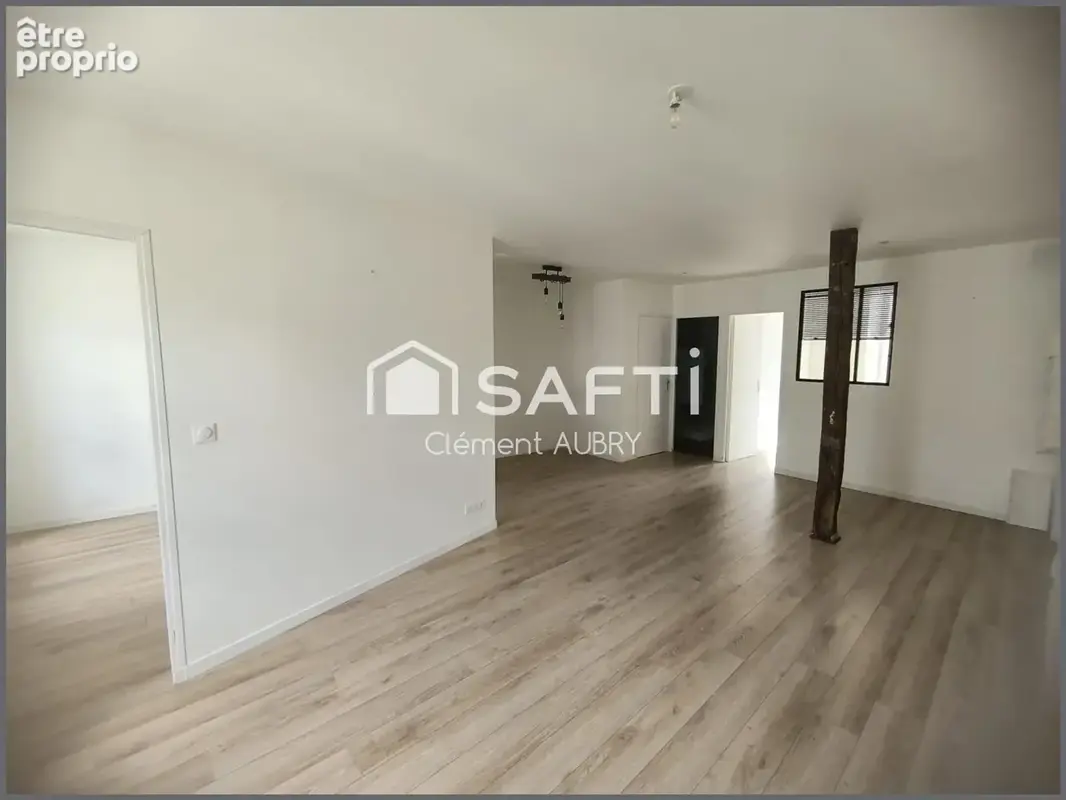 Photo 1 - Appartement à LAVAL