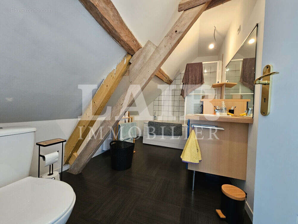 Maison à SAINT-LEONARD-DES-BOIS