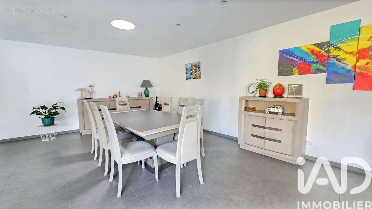 Maison 177 m² à La Tremblade  - photo 4