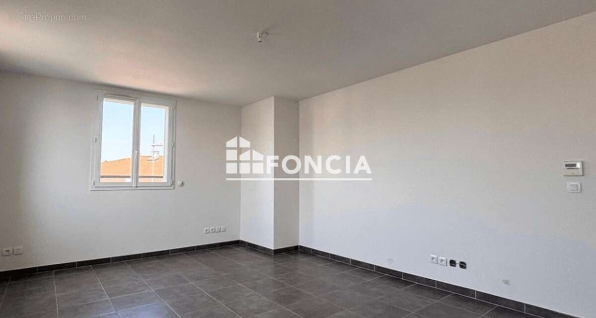 Appartement à VILLENEUVE-LES-BEZIERS