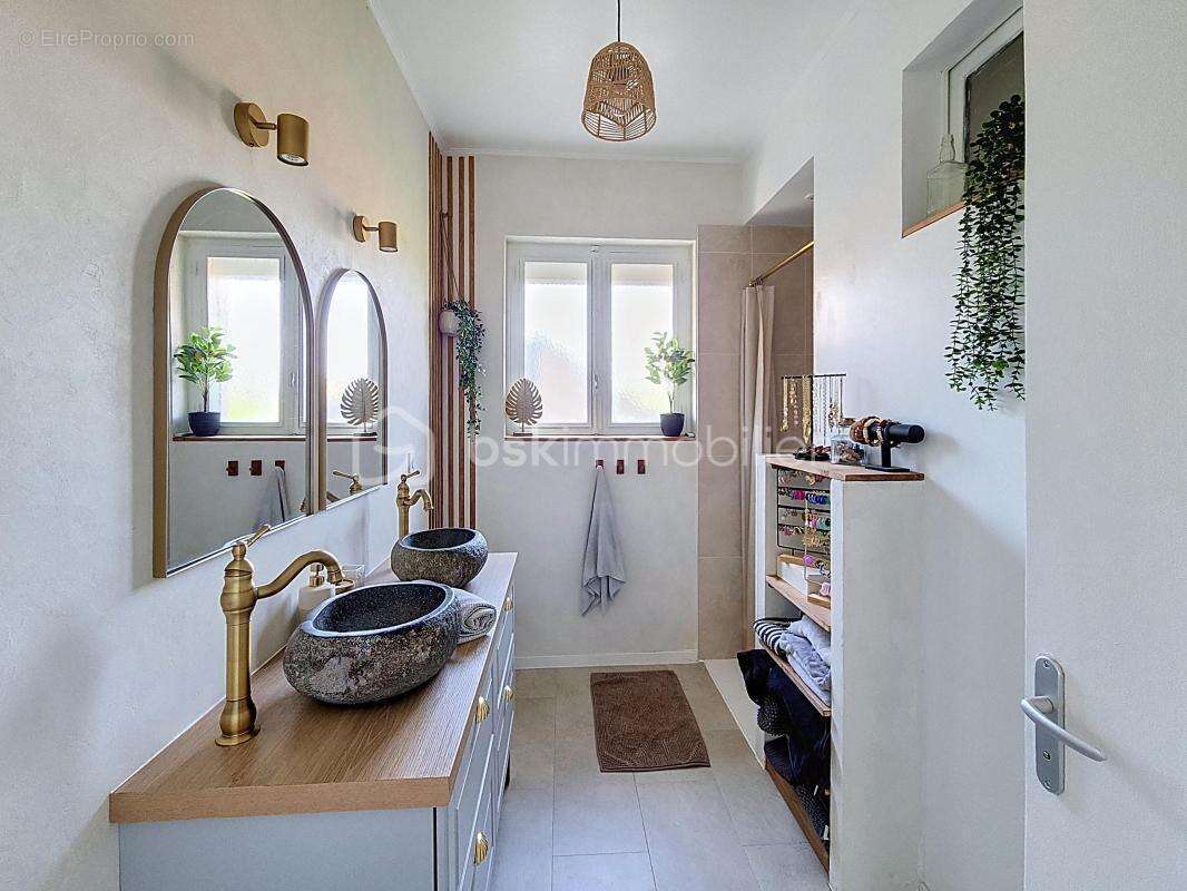 Maison à FLEURANCE