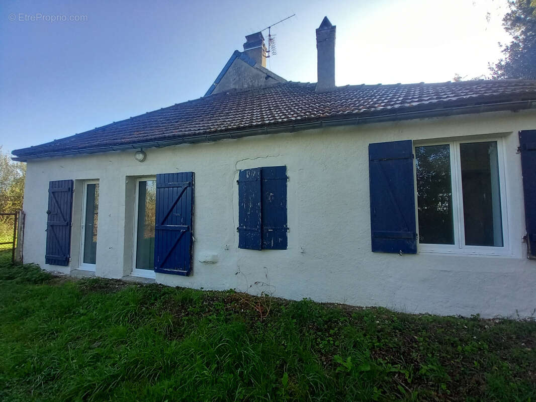 Maison à MOULINS-ENGILBERT