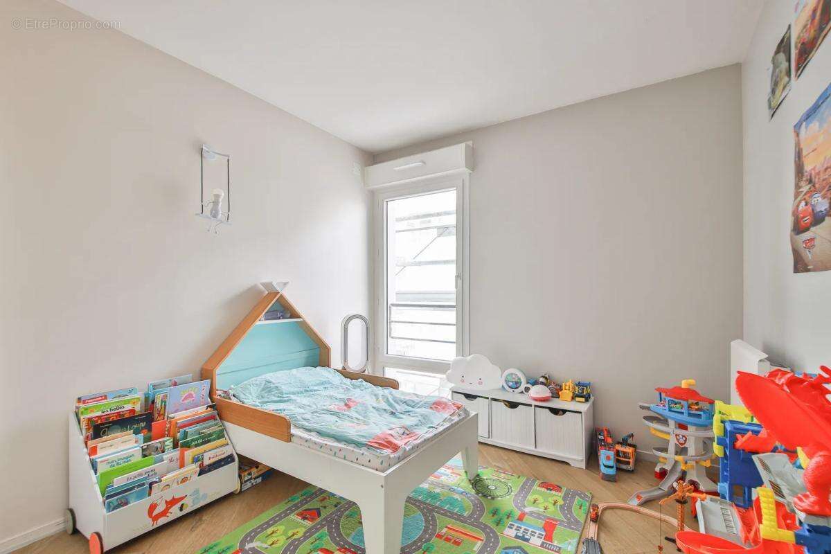 Appartement à ASNIERES-SUR-SEINE