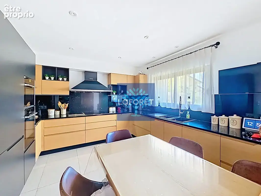 Demeure de caractère 190 m2 - photo 6