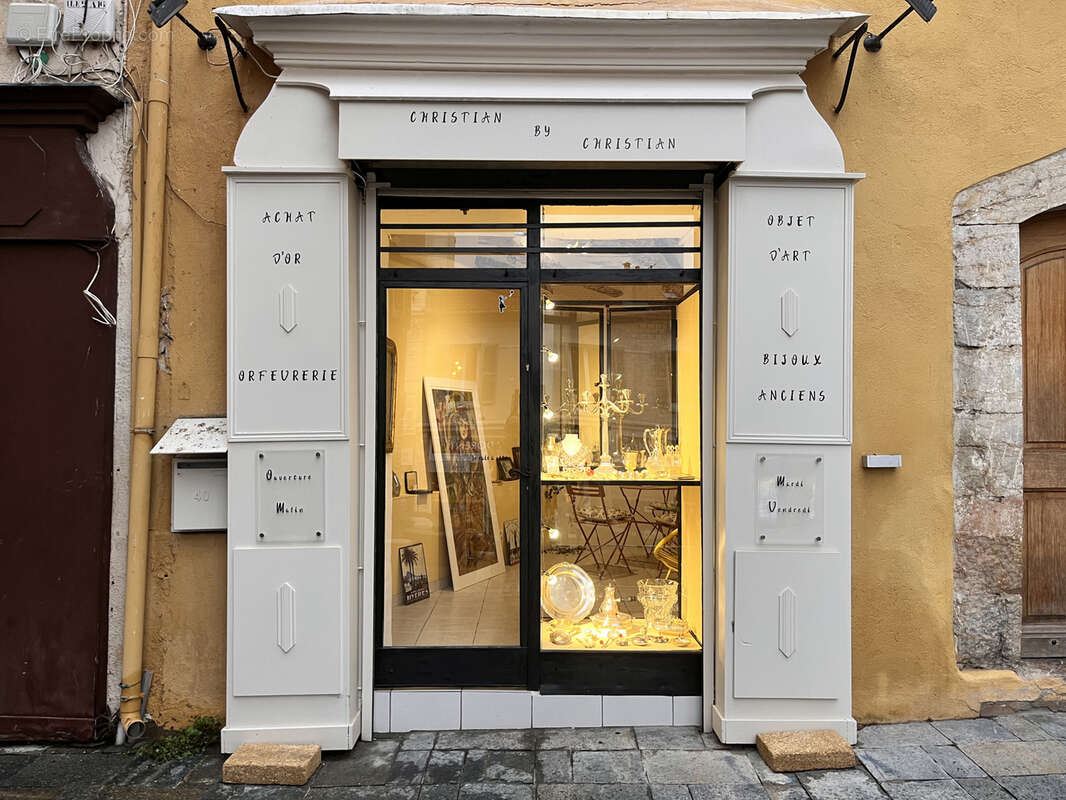 Commerce à HYERES