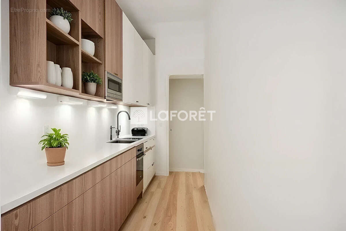 Appartement à PARIS-7E