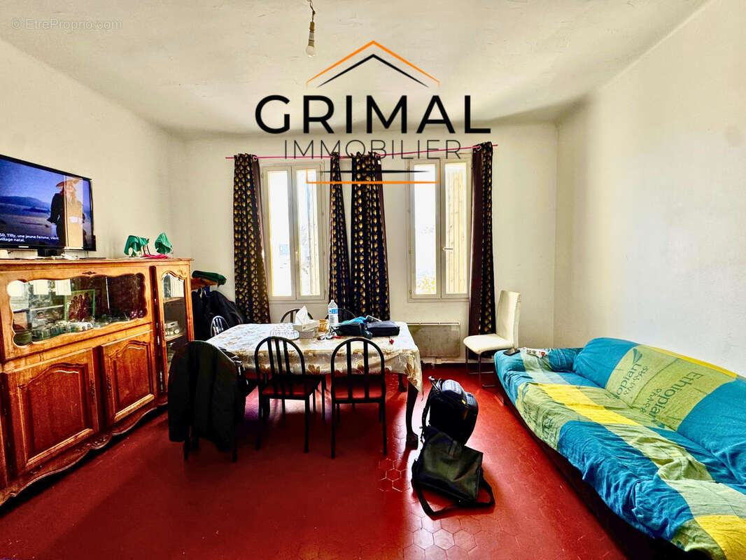 Appartement à MARSEILLE-3E