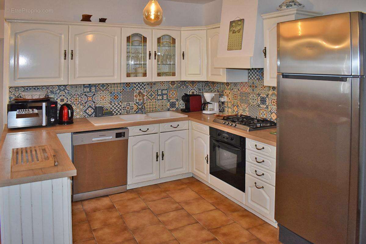 Maison à SAINT-AMAND-DE-COLY