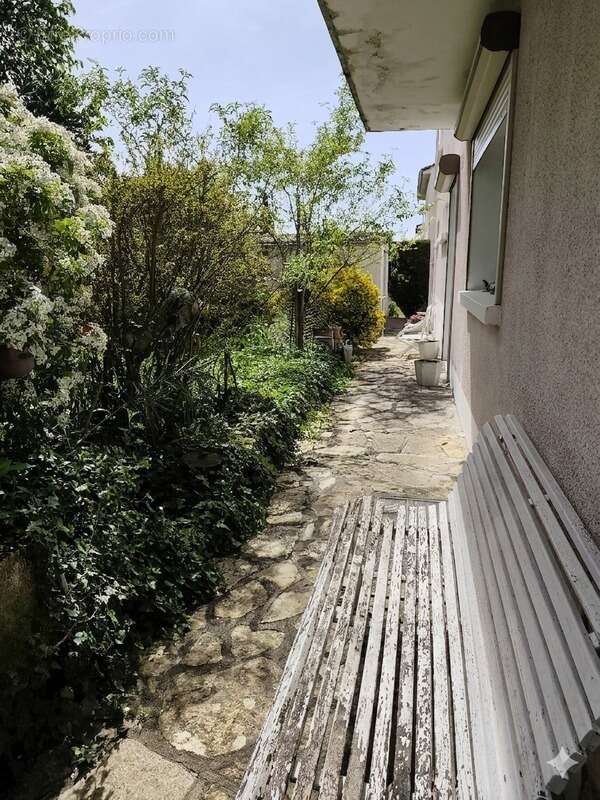 Maison à L'ISLE-D'ESPAGNAC