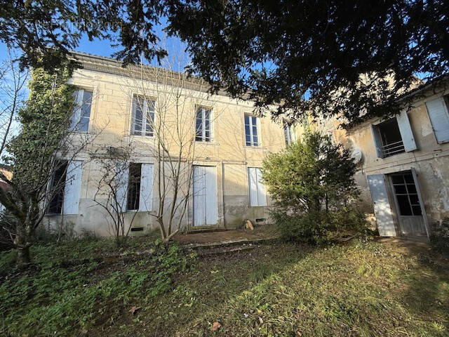 Maison à MONTGUYON