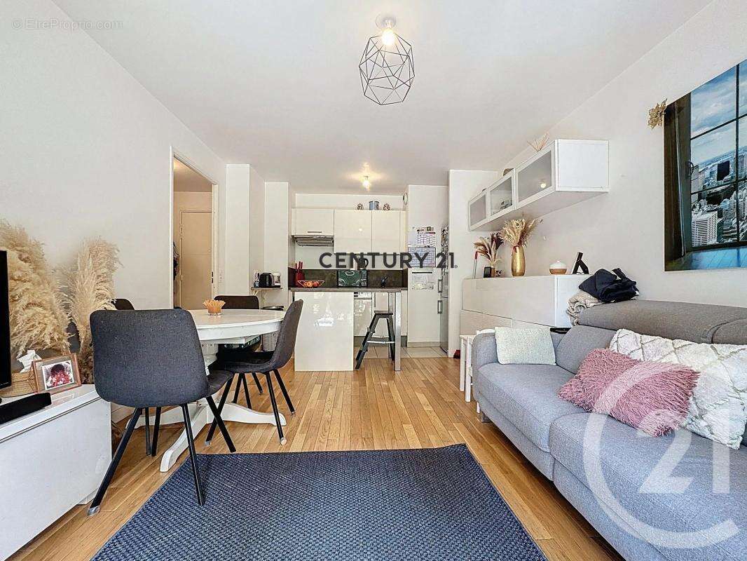 Appartement à MAISONS-ALFORT